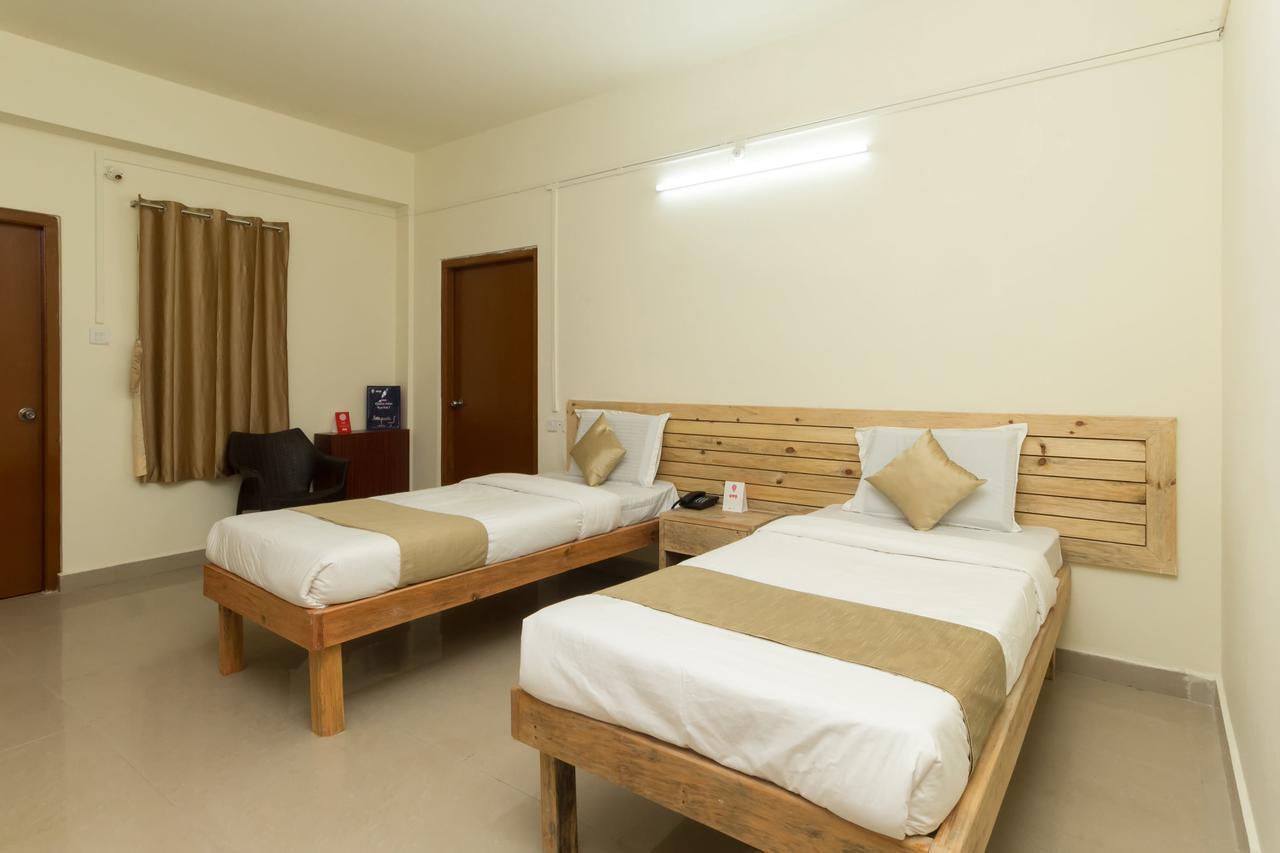 Hotel Travellers Inn Shillong Dış mekan fotoğraf