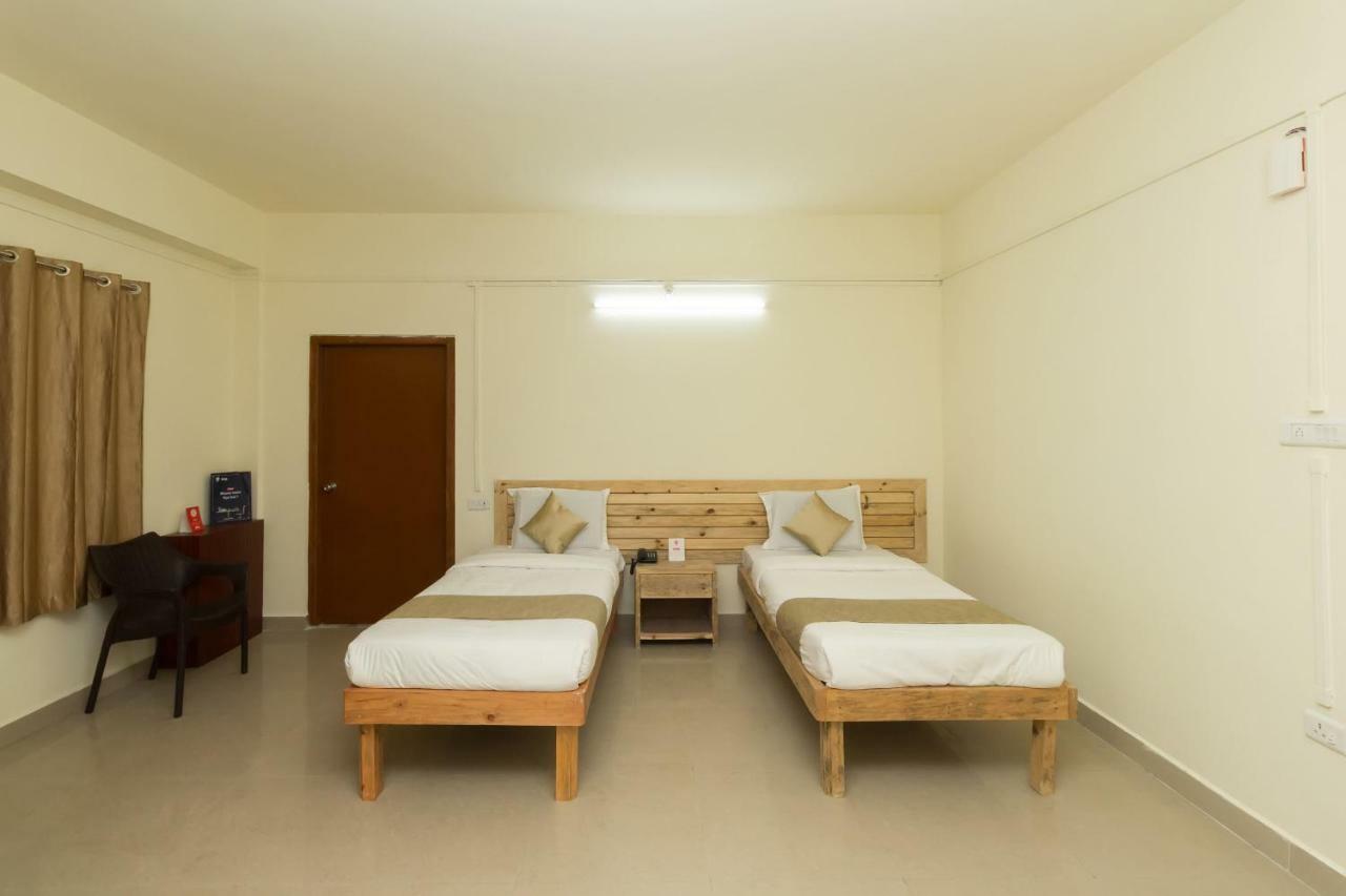 Hotel Travellers Inn Shillong Dış mekan fotoğraf